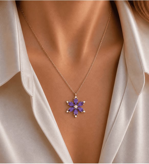 Premium Işıklı Kutuda Gerçek Ametist Taşlı Lotus Kolye – 925 Ayar Gümüş Kadın Kolye