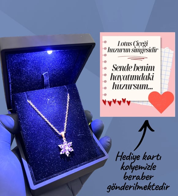 Premium Işıklı Kutuda Gerçek Ametist Taşlı Lotus Kolye – 925 Ayar Gümüş Kadın Kolye